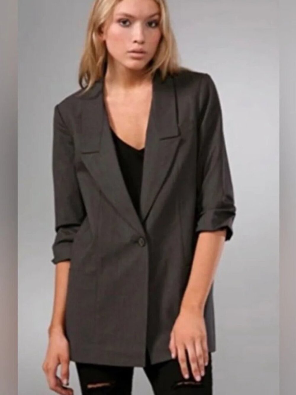 Elizabeth and James women's blazer size 2 gray wool ruched 3/4 sleeve one button